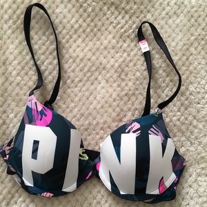 Victoria’s Secret PINK bra